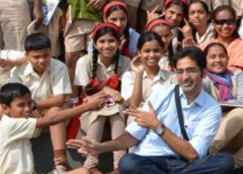 विद्यार्थी जीवन याविषयीं कवयित्री हर्षा भुरे यांनी लिहिलेली अप्रतिम कविता