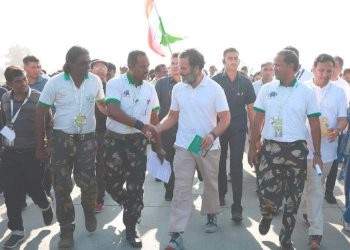 चंद्रपुरातील प्रसिद्ध पर्यावरणप्रेमी काँग्रेसमध्ये; डॉ. आंबेडकर जयंतीदिनी मोठा निर्णय