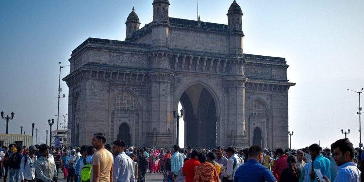 People on Square near Gateaway to India