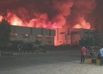 फार्मा कंपनीत आग; 17 कर्मचारी जळून खाक