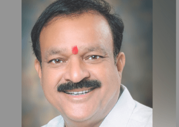 बल्लारपूरमधून संतोषसिंह रावत यांचा काँग्रेसकडून अर्ज दाखल