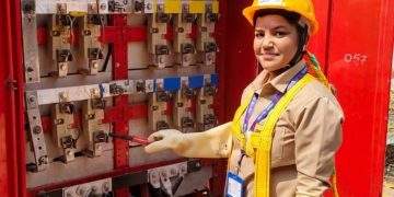 दिल्लीत चमकणार नागपूरची दिपाली: ‘लाईनमन दिनी’ राष्ट्रीय स्तरावर होणार गौरव